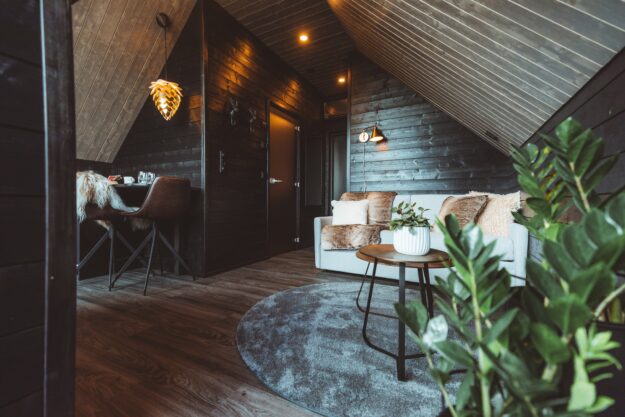 The Aurora King Cabin Break at Apukka Resort | Northern Lights Holiday Experts | Aurora Nights | Experience the wonders of Finland in an Aurora King Cabin