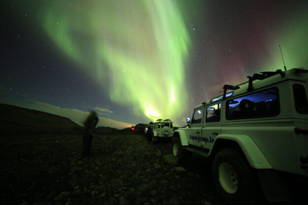 Day THREE - Northern Lights Hunt by Superjeep Credit Superjeep