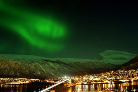 The Aurora Nights Tromso & Svalbard Experience | Northern Lights Holiday Experts | Aurora Nights - Combine two locations pefect for Northern Lights hunting activies.