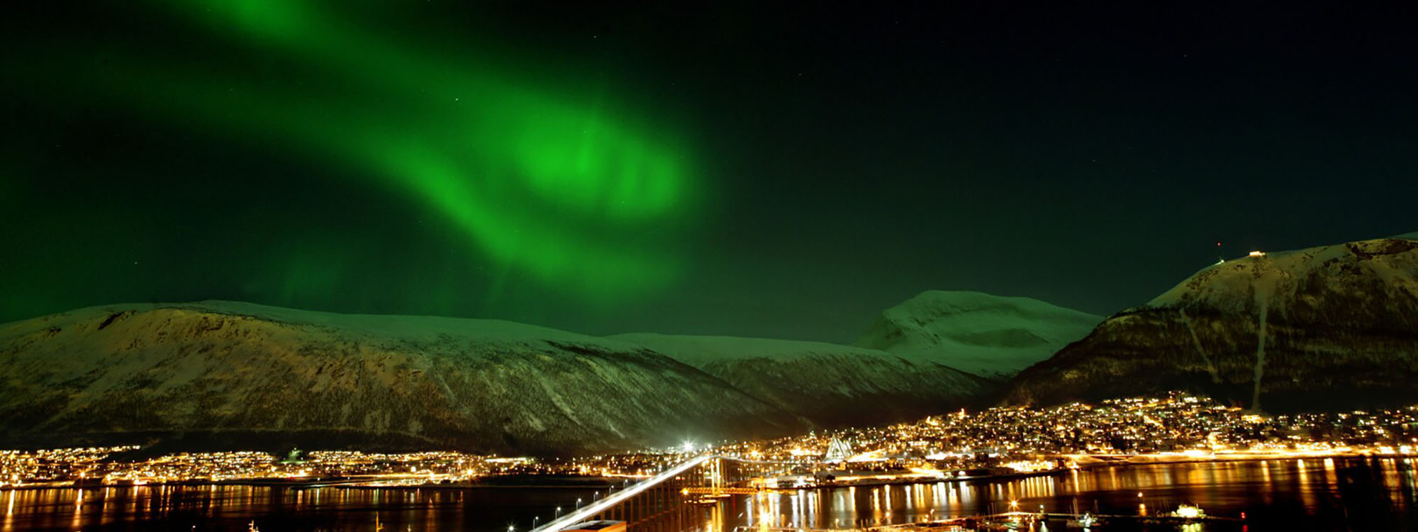 The Aurora Nights Tromso & Svalbard Experience | Northern Lights Holiday Experts | Aurora Nights - Combine two locations pefect for Northern Lights hunting activies.
