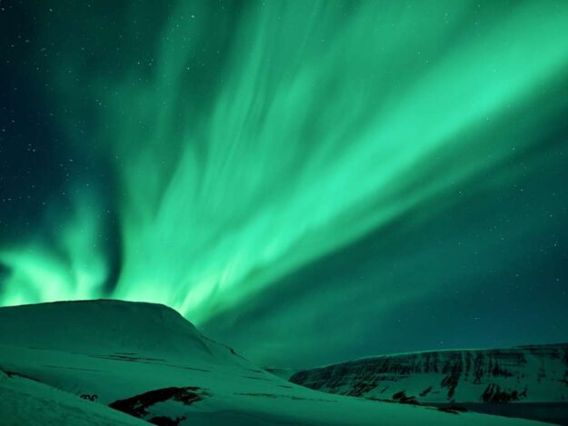 aurora-lights-iceland-1000x750_c