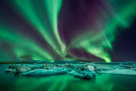 sweden-northern-lights-89-580x386_c