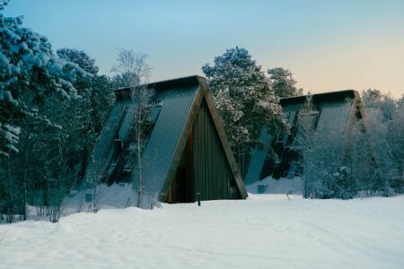 Holmen Husky Lodge