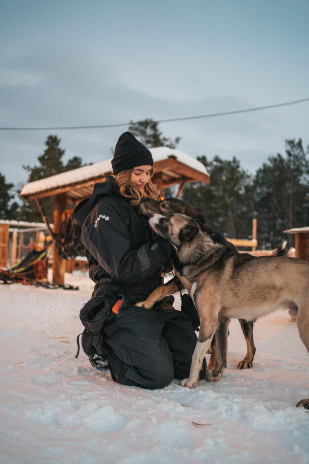 Holmen Husky Lodge